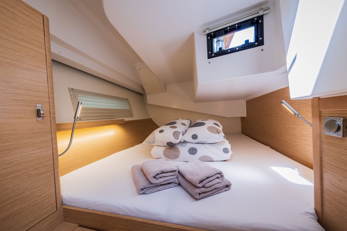 Cabin on La Brisa, a Hanse Yachts Hanse 410 sailboat at Grad Kaštela, Croatia