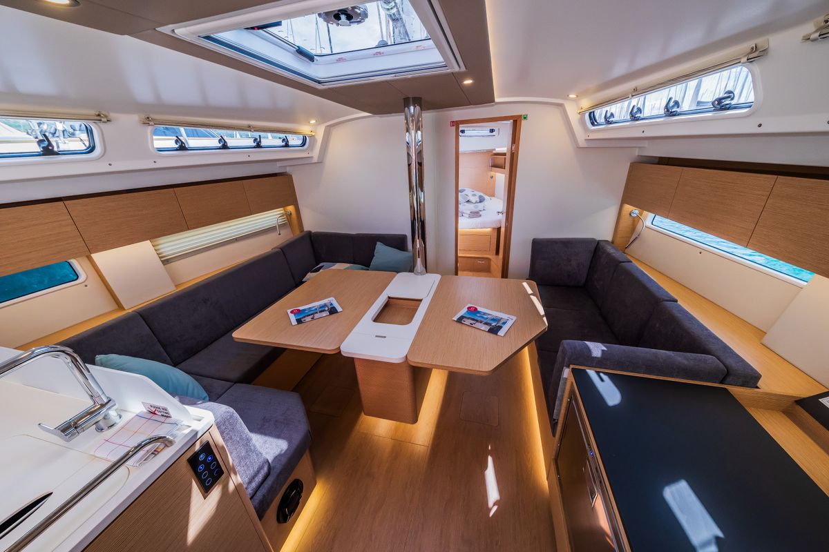 Salon of La Brisa, a Hanse Yachts Hanse 410 sailboat at Grad Kaštela, Croatia