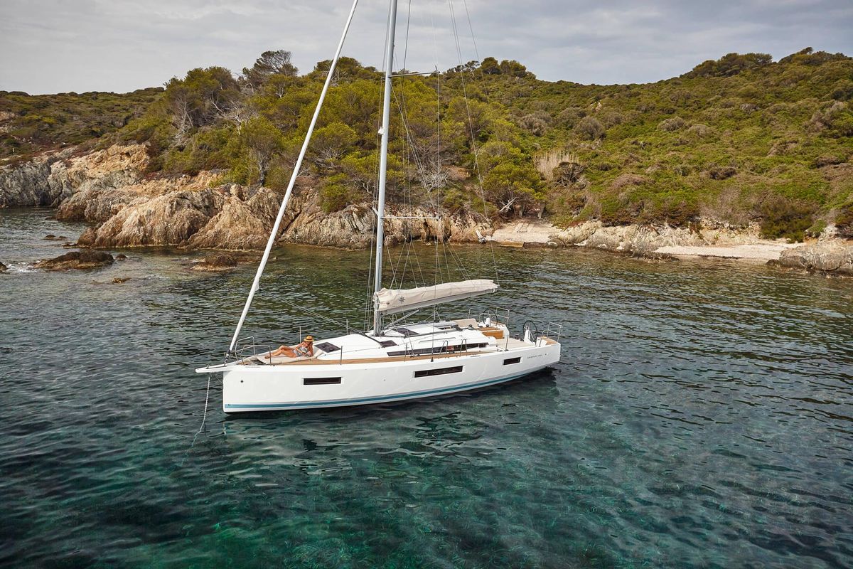 Exterior view of Sandy, a Jeanneau Sun Odyssey 440 sailboat at Piombino, Italy