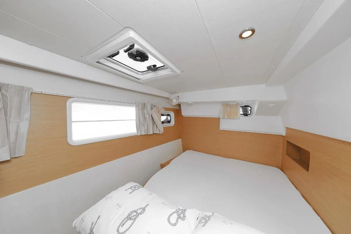 Cabin on Caribbean, a Lagoon 400 catamaran at Općina Medulin, Croatia