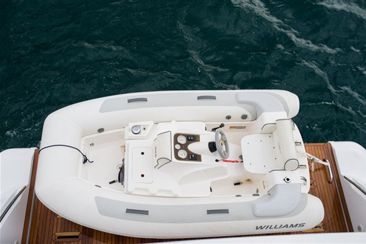 Mawi, a Azimut 55 motorboat at Grad Šibenik, Croatia
