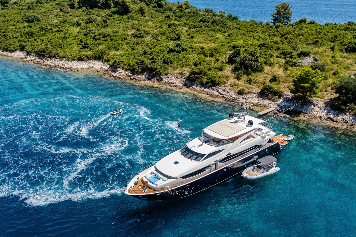 Exterior view of Arago, a Sunseeker Yacht 34M yacht at Grad Trogir, Croatia