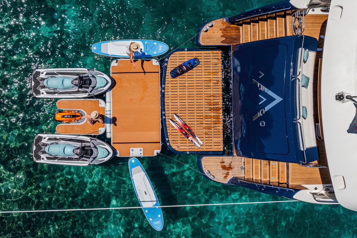 Exterior view of Arago, a Sunseeker Yacht 34M yacht at Grad Trogir, Croatia