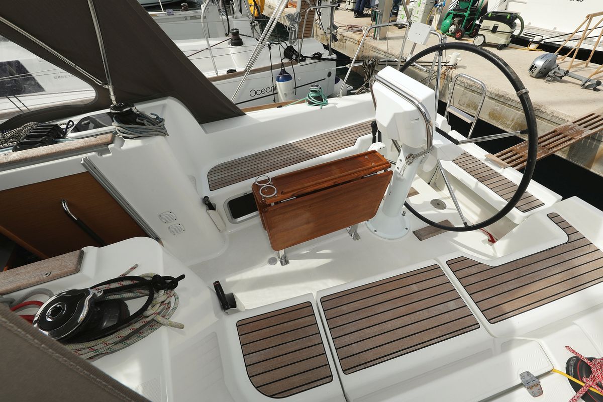 Deck of Cosma, a Jeanneau Sun Odyssey 33i sailboat at Grad Biograd na Moru, Croatia