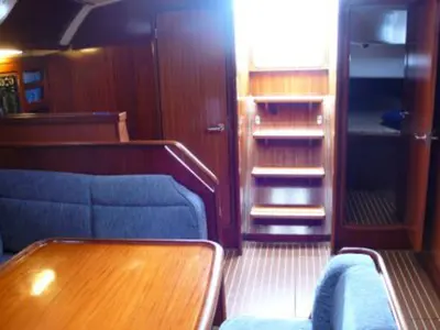 Salon of SY Zoe, a Bavaria 47 sailboat at Gouvia, Greece