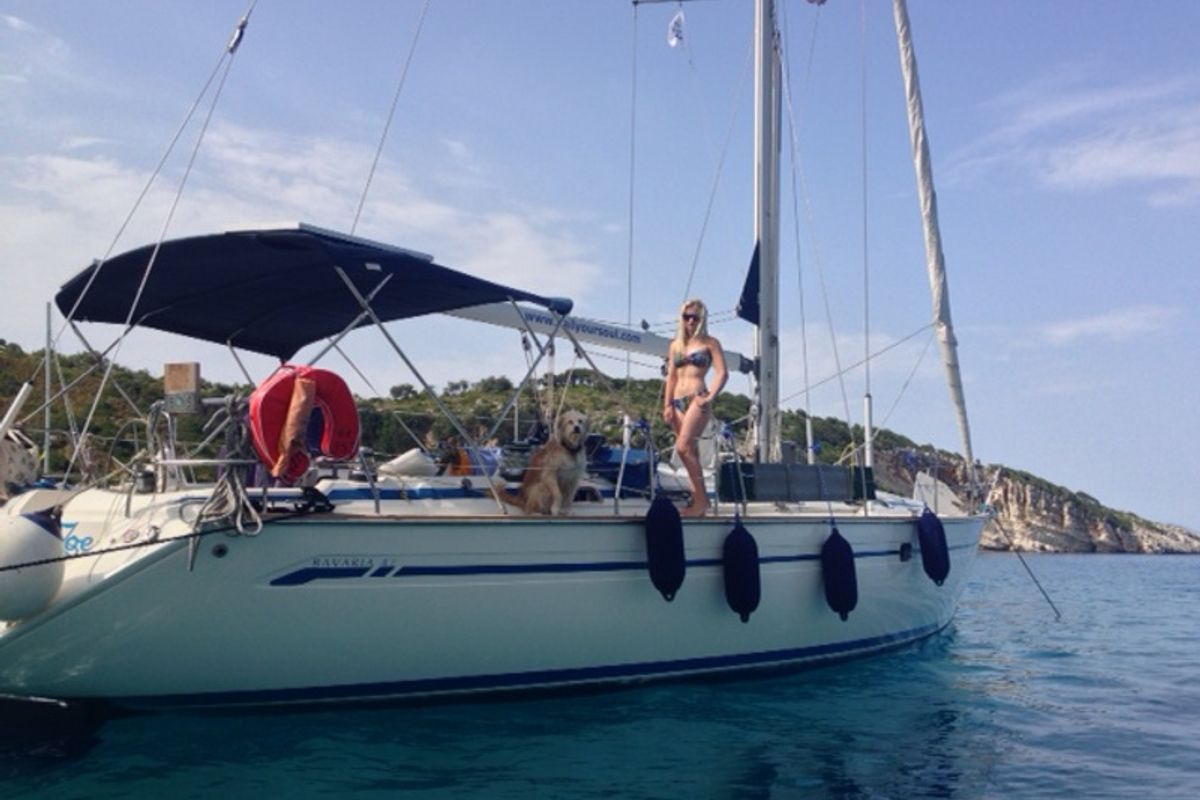 Exterior view of SY Zoe, a Bavaria 47 sailboat at Gouvia, Greece
