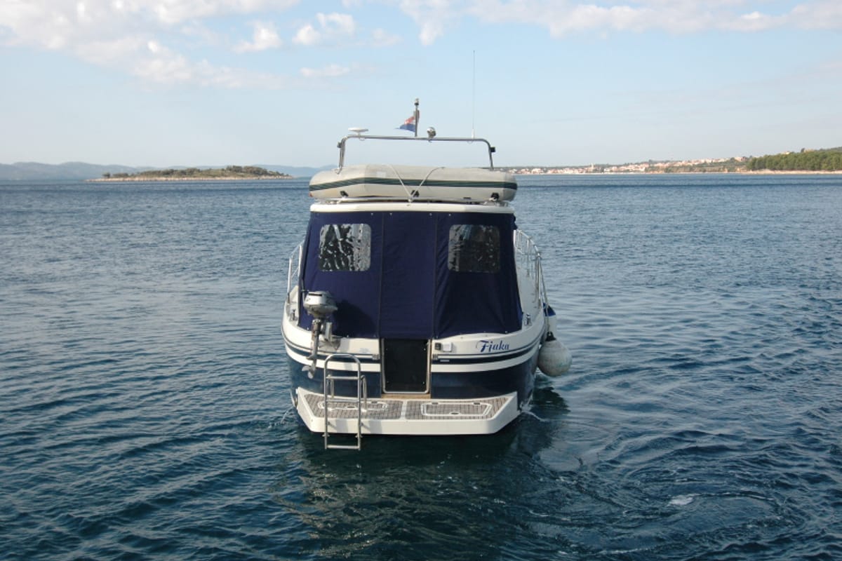 Exterior view of Fjaka, a SAS - Vektor Adria 1002 motorboat at Općina Sukošan, Croatia