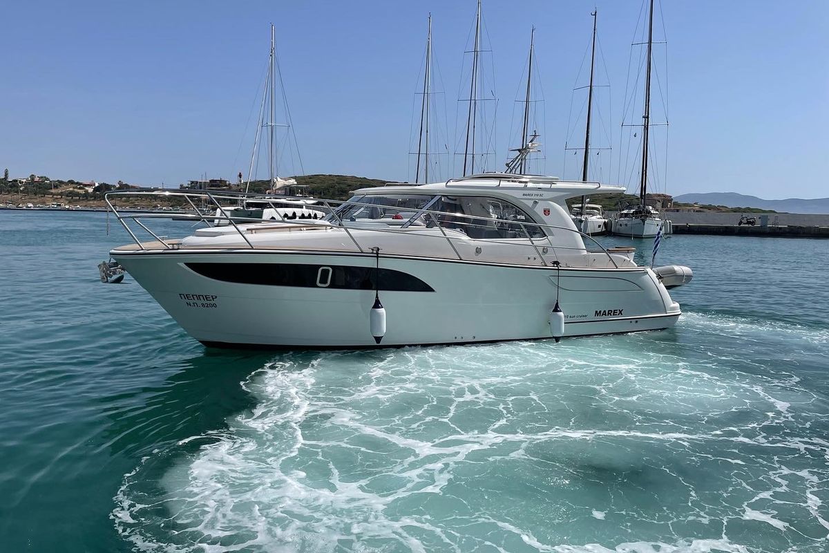Exterior view of Pepper, a Marex 310 Sun Cruiser motorboat at Corfu, Greece
