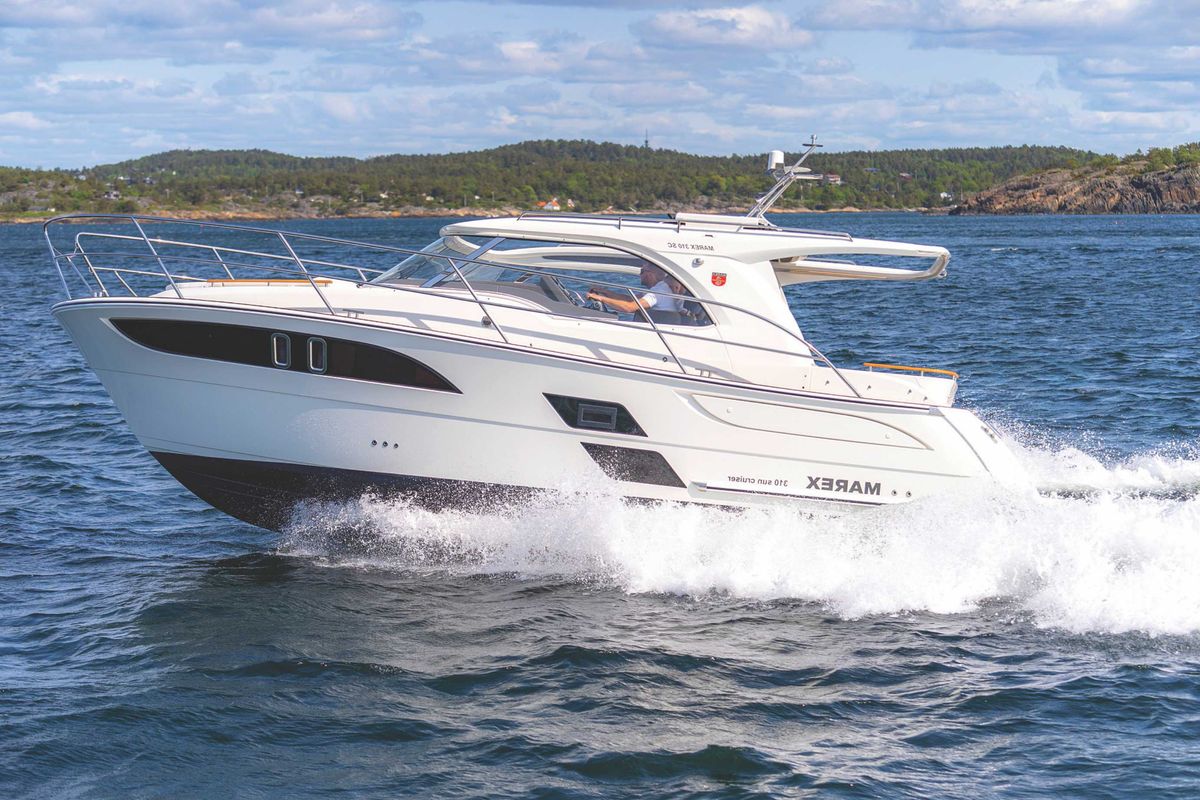 Exterior view of Pepper, a Marex 310 Sun Cruiser motorboat at Corfu, Greece