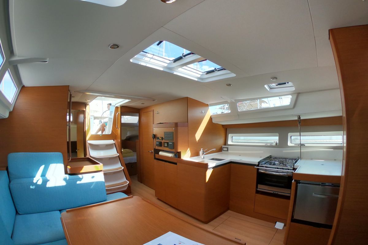 Salon of Nonna, a Jeanneau Sun Odyssey 490 sailboat at Grad Šibenik, Croatia