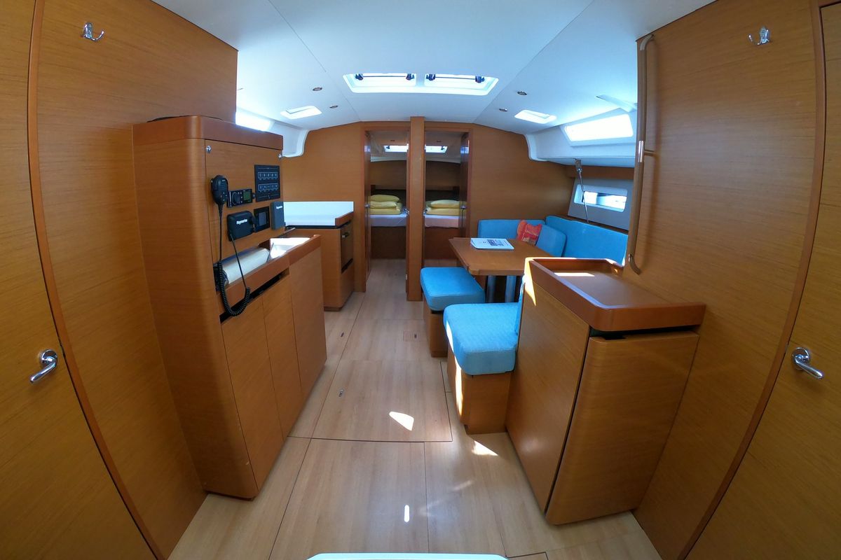 Salon of Nonna, a Jeanneau Sun Odyssey 490 sailboat at Grad Šibenik, Croatia