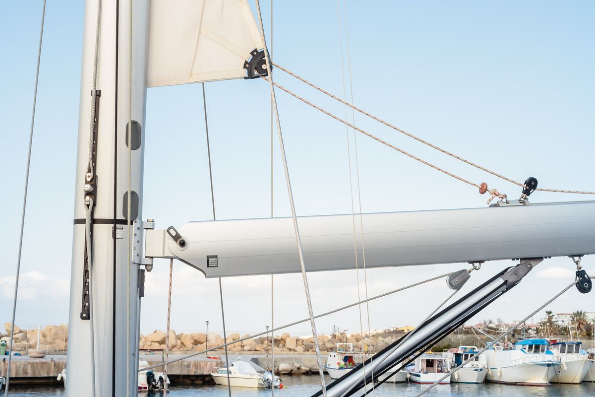 Maelle - Standard line, a Beneteau Oceanis 51.1 sailboat at Tonnarella, Italy