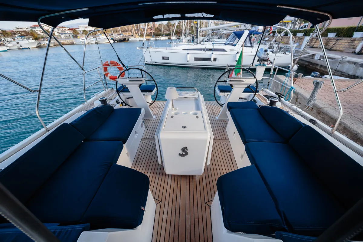 Cockpit of Maelle - Standard line, a Beneteau Oceanis 51.1 sailboat at Tonnarella, Italy