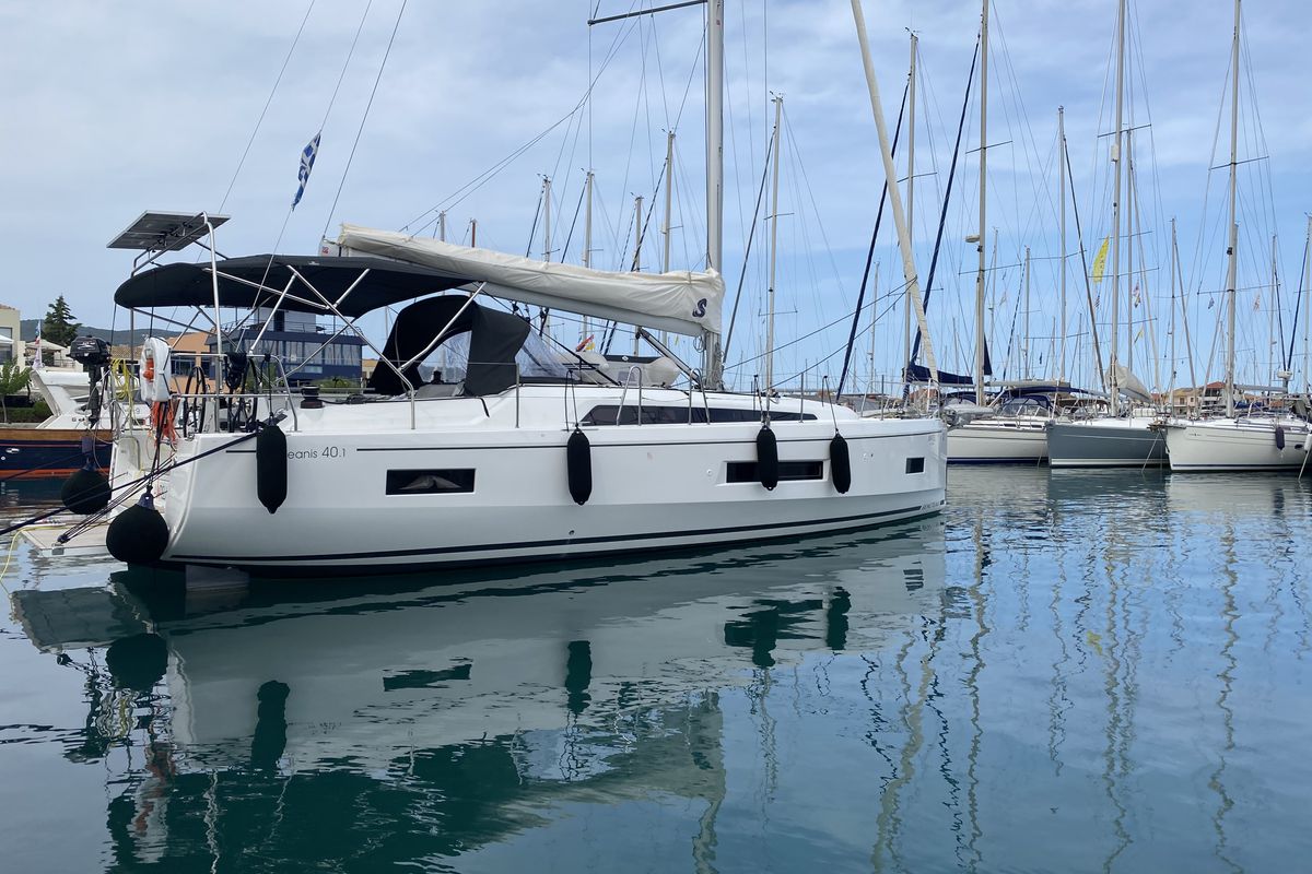 Exterior view of Ampeli, a Beneteau Oceanis 40.1 sailboat at Municipal Unit of Lefkada, Greece