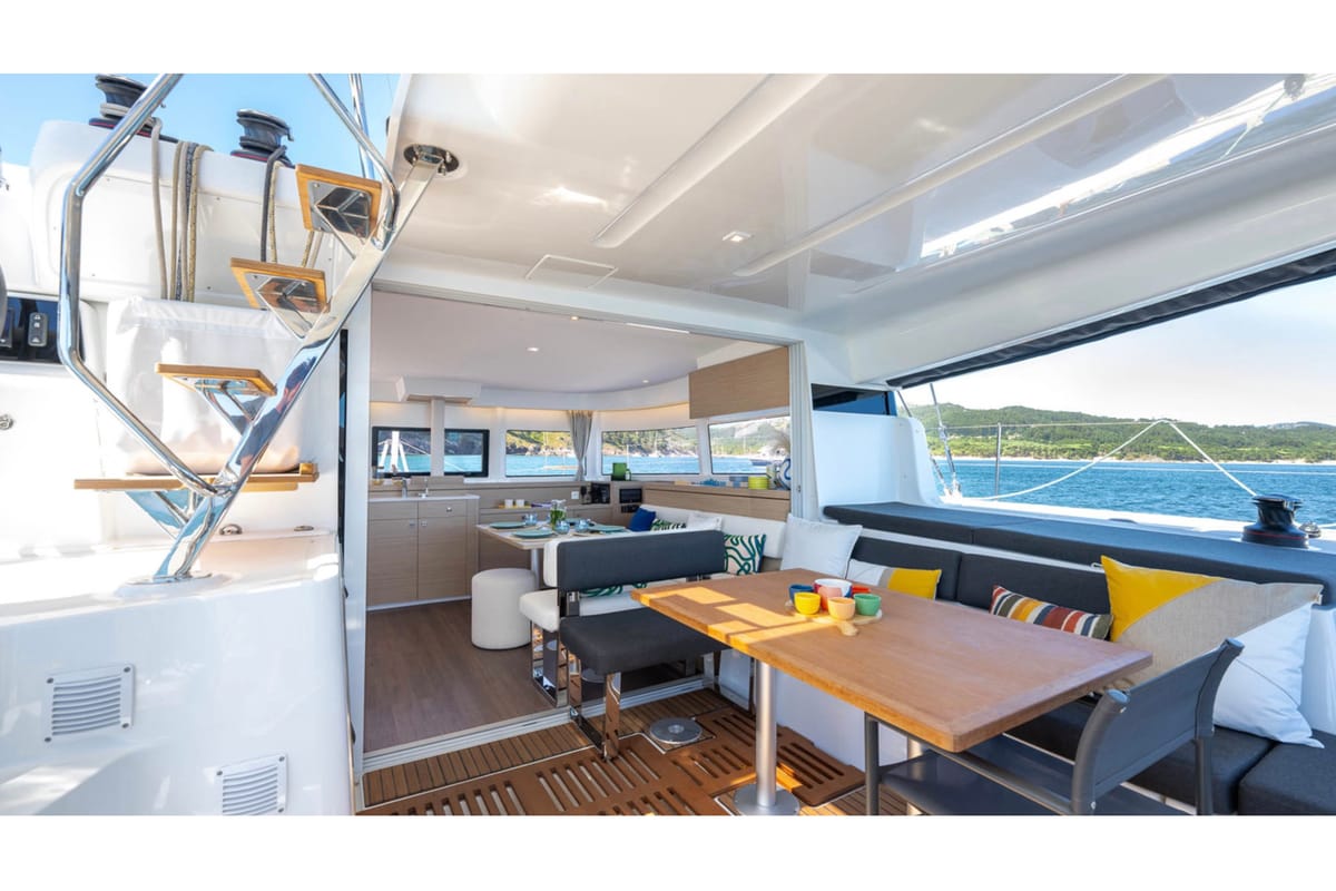 Deck of Premium, a Lagoon 43 catamaran at Papeete, France