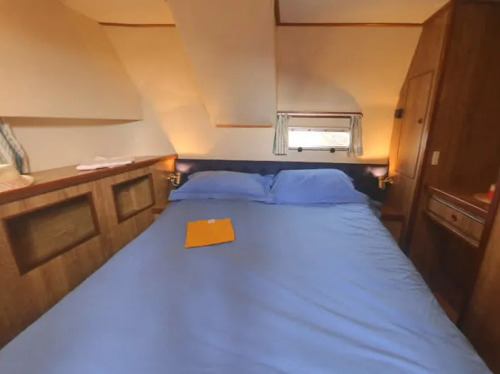 Cabin on Countess - Budget 18, a Cygnet Countess motorboat at Vinkeveen, Netherlands