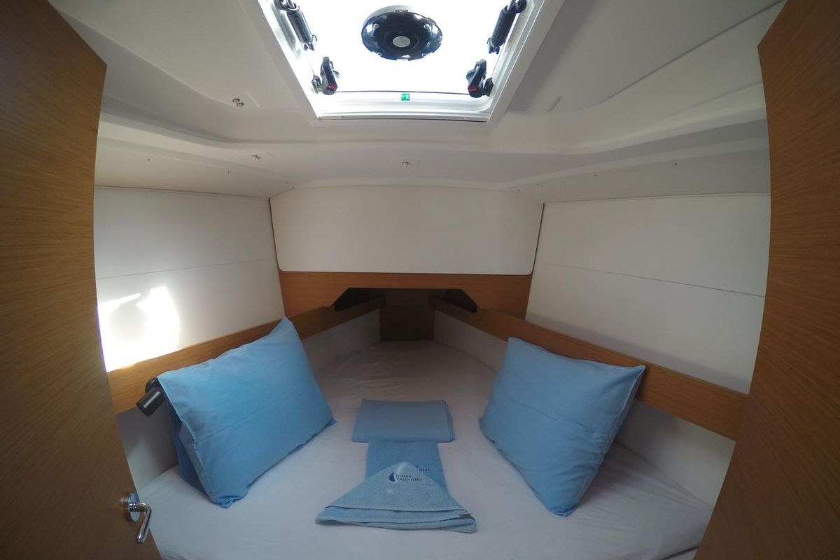 Cabin on Sarita, a Jeanneau Sun Odyssey 349 sailboat at Fethiye, Turkey