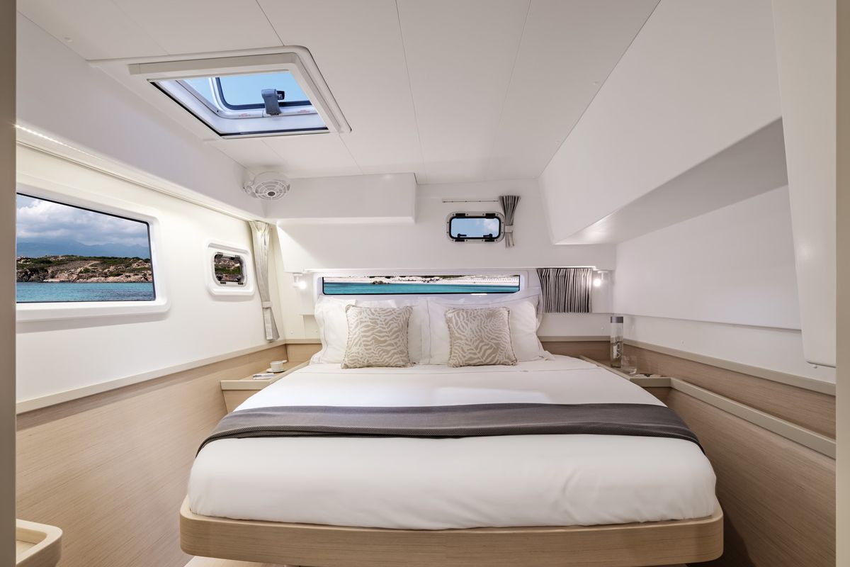 Cabin on Alas, a Lagoon 42 catamaran at Parikia, Greece