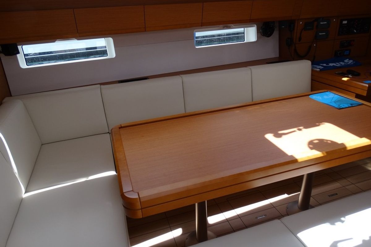 Salon of IL SOLE, a Jeanneau 54 sailboat at Volos Municipality, Greece
