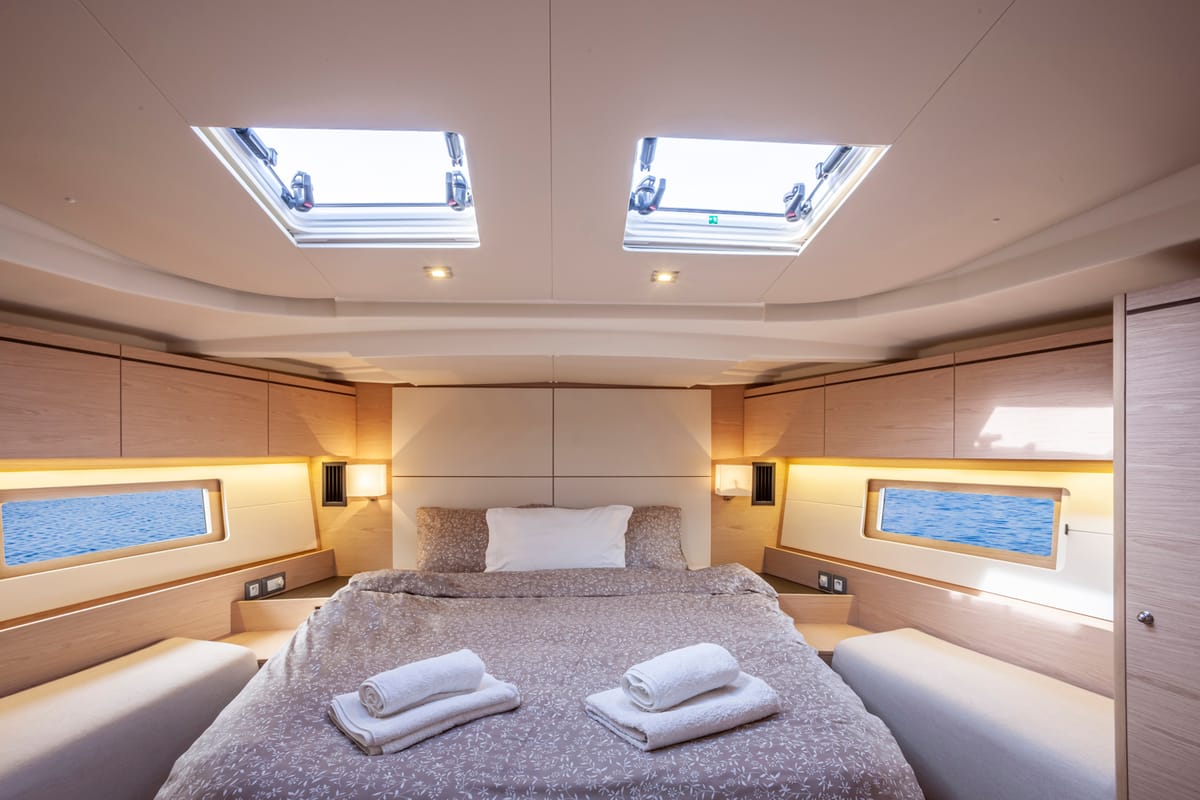 Psari, a Beneteau Oceanis 51.1 sailboat at Mykonos, Greece