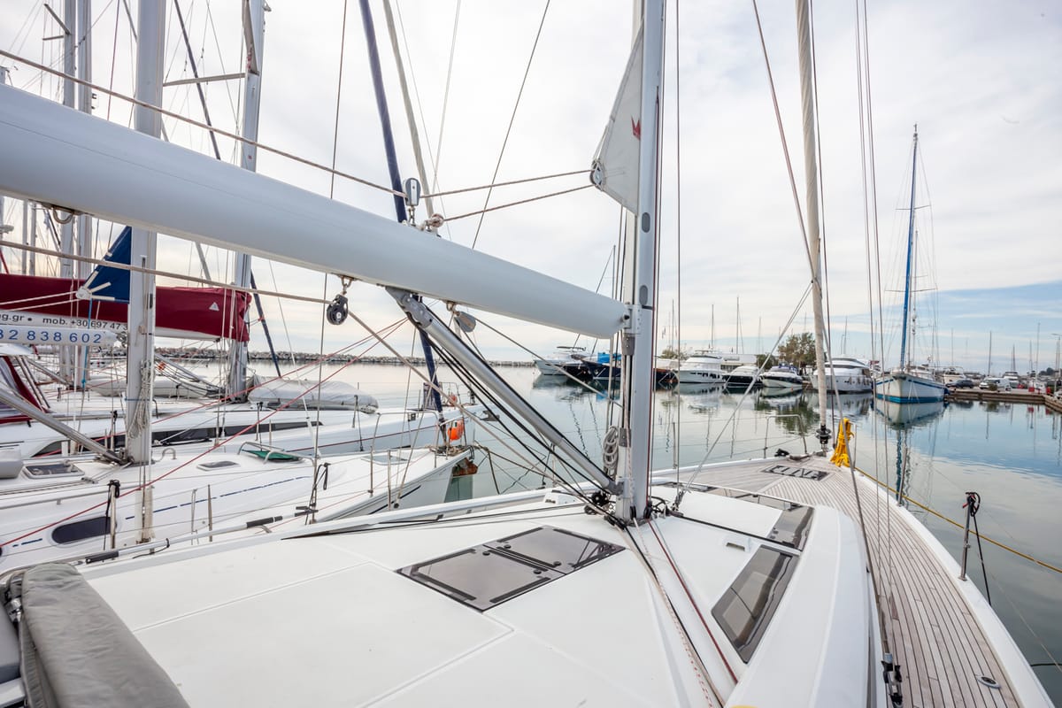 Psari, a Beneteau Oceanis 51.1 sailboat at Mykonos, Greece