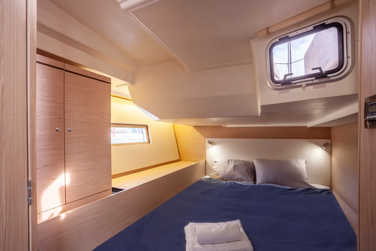 Psari, a Beneteau Oceanis 51.1 sailboat at Mykonos, Greece