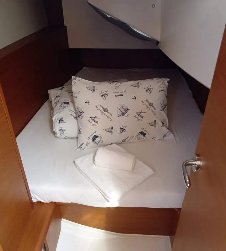 Cabin on Novara, a Jeanneau Sun Odyssey 349 sailboat at Pirovac, Croatia