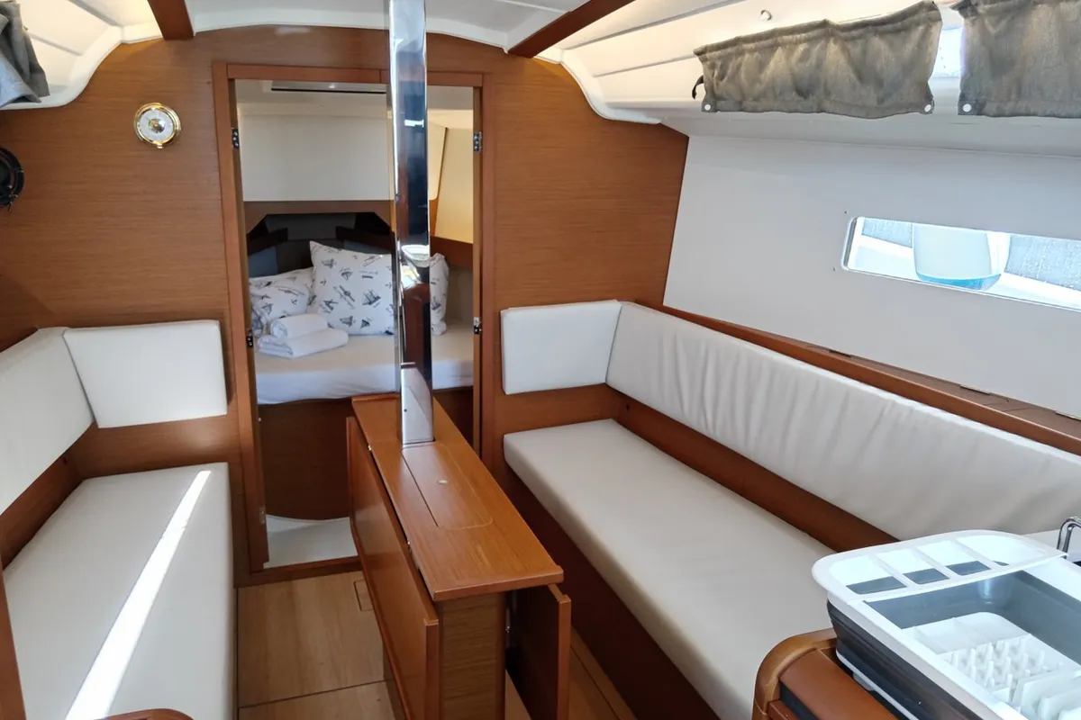 Salon of Novara, a Jeanneau Sun Odyssey 349 sailboat at Pirovac, Croatia