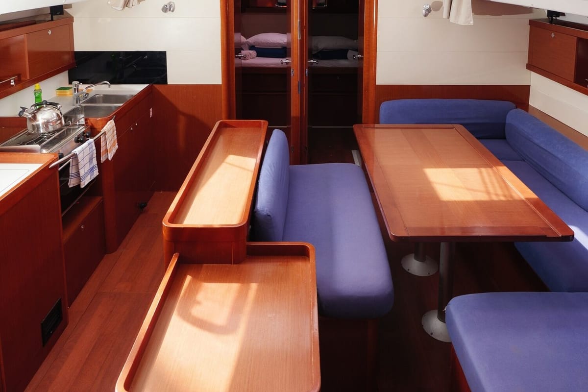 Salon of Mississippi, a Beneteau Oceanis 50 Family sailboat at Rogač, Croatia
