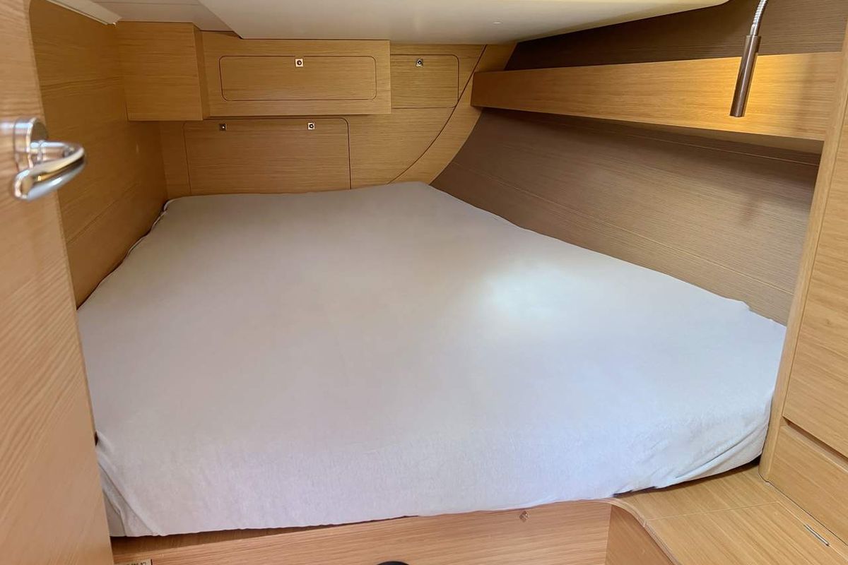 Cabin on Nice To Have, a Dufour 382 GL sailboat at Heiligenhafen, Germany