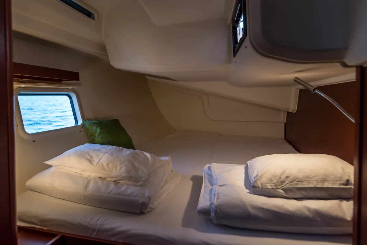 Cabin on Elba, a Hanse Yachts Hanse 418 sailboat at Općina Medulin, Croatia