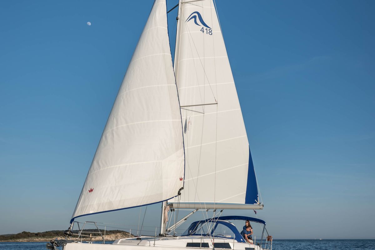 Exterior view of Elba, a Hanse Yachts Hanse 418 sailboat at Općina Medulin, Croatia