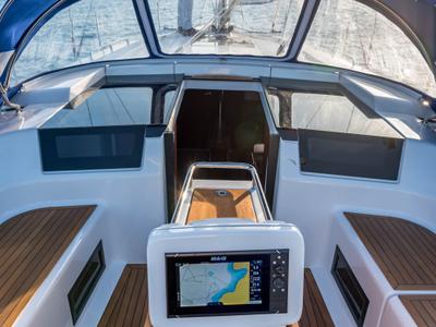 Cockpit of Elba, a Hanse Yachts Hanse 418 sailboat at Općina Medulin, Croatia