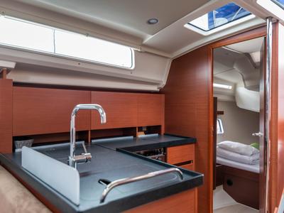 Galley of Elba, a Hanse Yachts Hanse 418 sailboat at Općina Medulin, Croatia