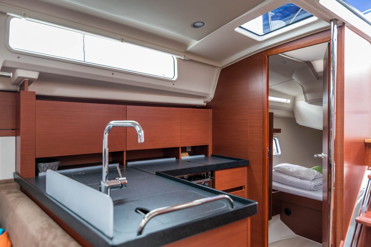 Galley of Elba, a Hanse Yachts Hanse 418 sailboat at Općina Medulin, Croatia