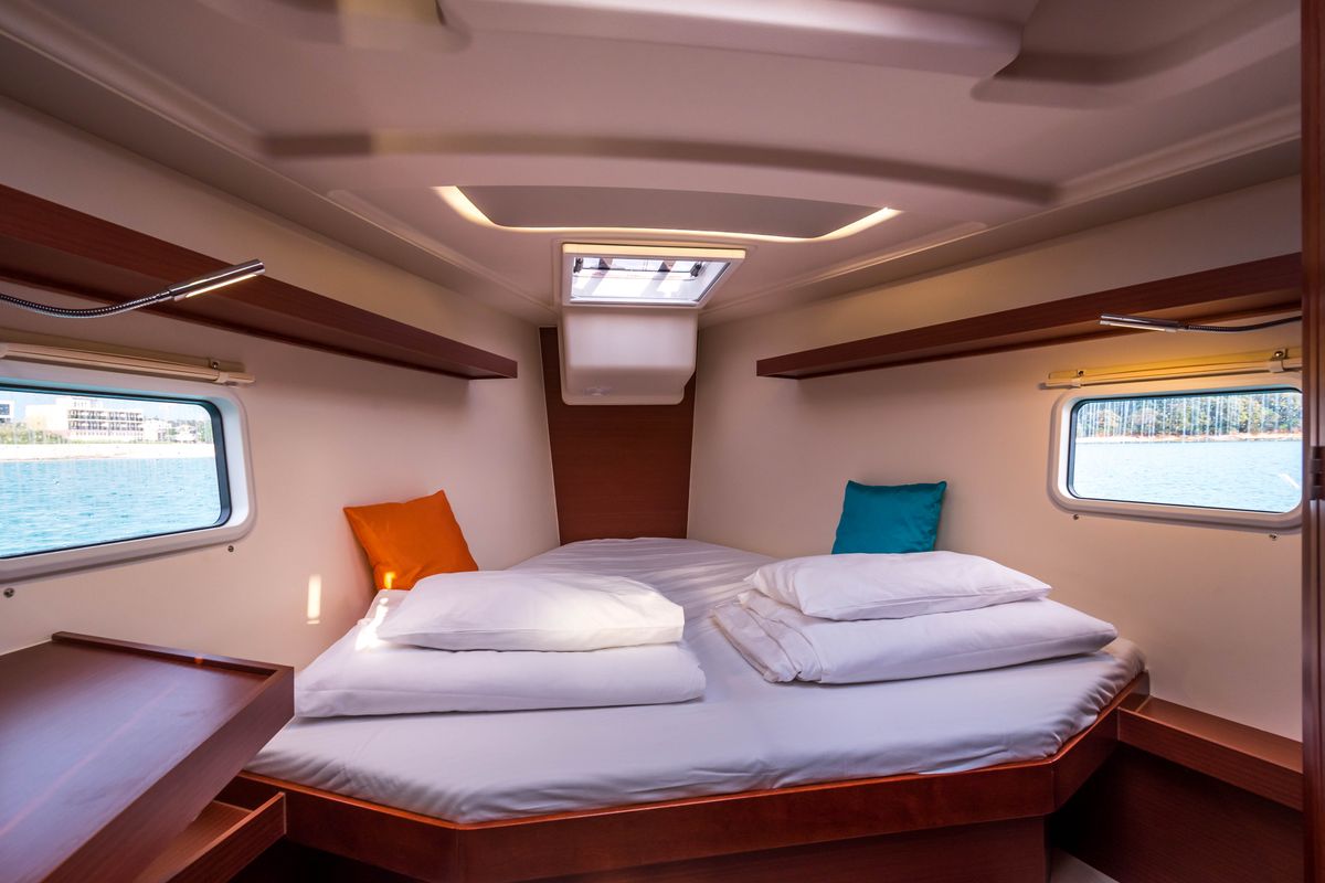 Cabin on Elba, a Hanse Yachts Hanse 418 sailboat at Općina Medulin, Croatia
