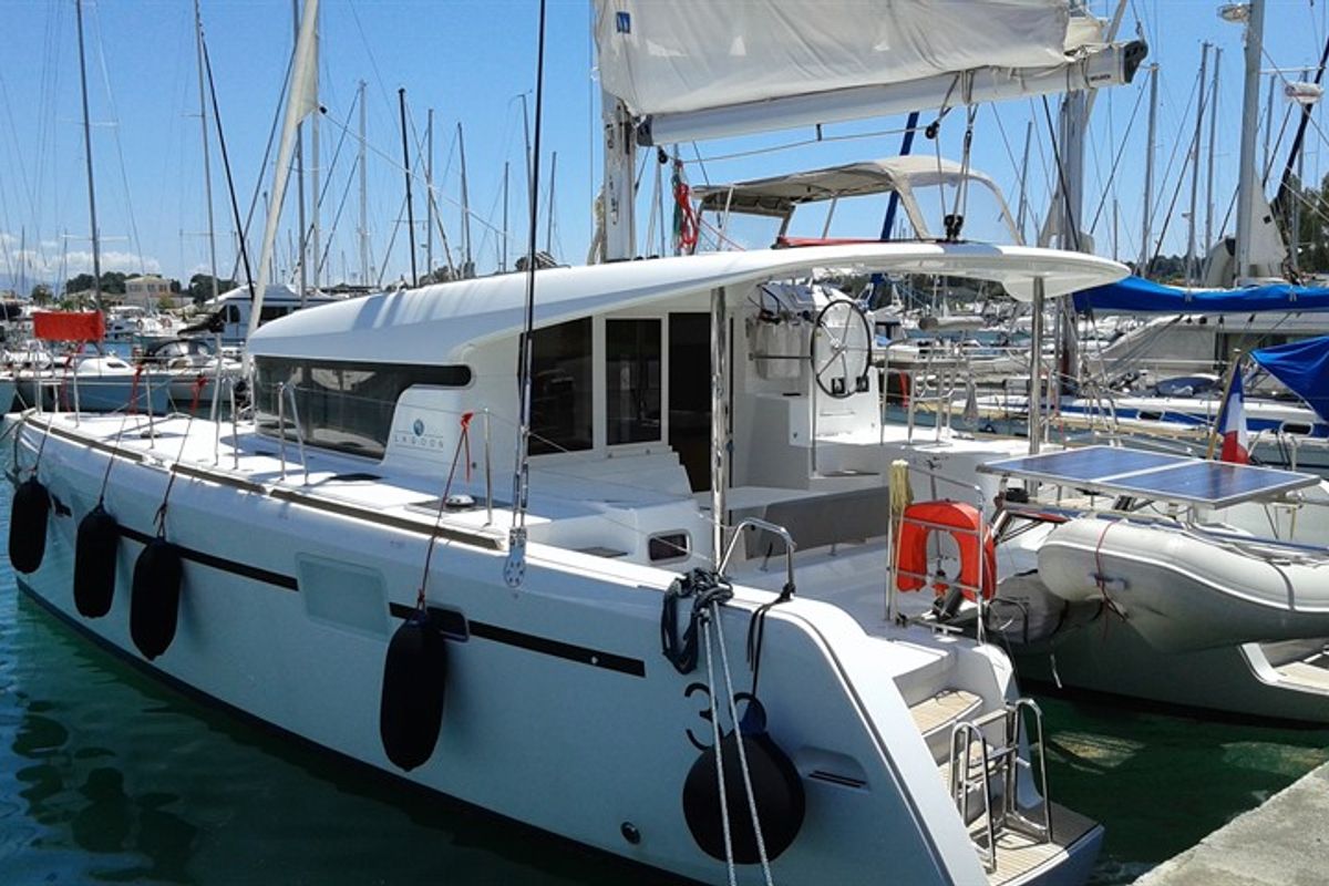 Exterior view of Le Grand Bleu, a Lagoon 39 catamaran at Kontokali, Greece