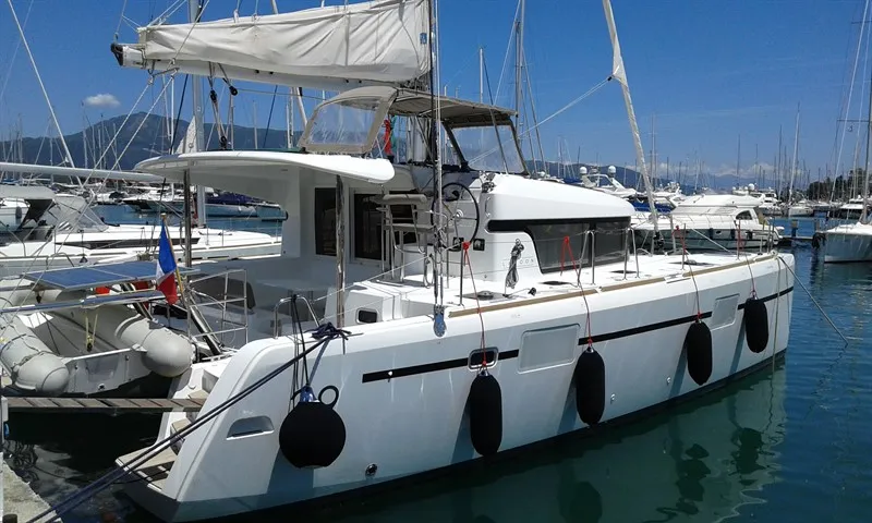 Le Grand Bleu, a Lagoon 39 catamaran at Kontokali, Greece