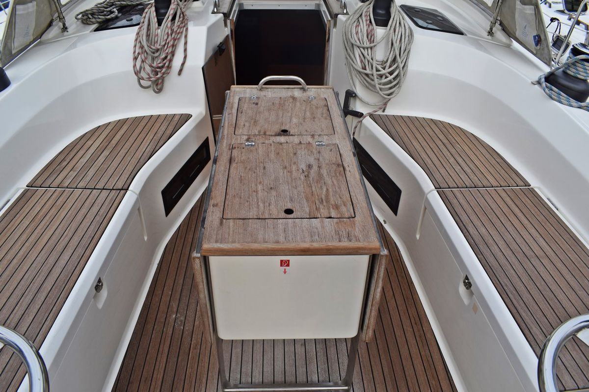 Deck of Tiha, a Bavaria Cruiser 45 sailboat at Grad Kaštela, Croatia