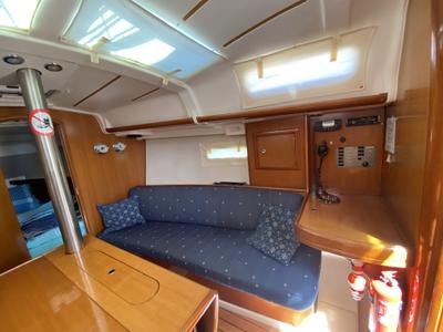 Salon of Zippy, a Beneteau Oceanis 323 sailboat at Fethiye, Turkey