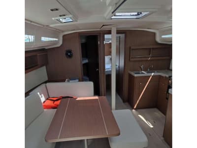 Salon of Surya, a Beneteau Oceanis 40.1 sailboat at Kontokali, Greece
