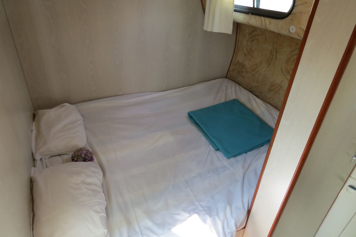 Cabin on Mandoline, a Nicols Sedan 1010 motorboat at Sablé-sur-Sarthe, France