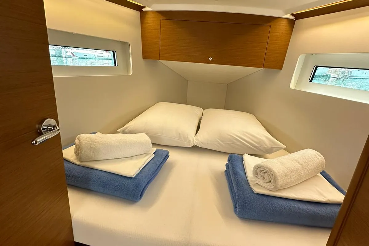 Cabin on Star Kiss, a Jeanneau Sun Odyssey 350 sailboat at Dubrovnik, Croatia