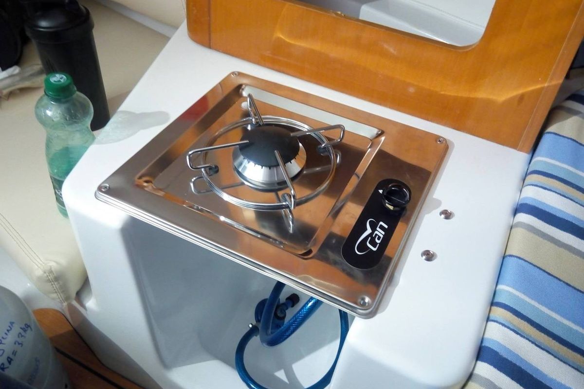 Galley of Perla, a Beneteau First 21.7 sailboat at Split, Croatia