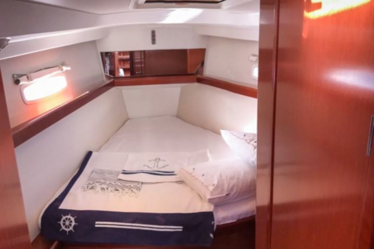 Cabin on Rhapsody, a Beneteau Oceanis 43 sailboat at Marmaris, Turkey