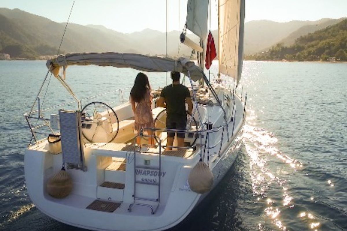 Exterior view of Rhapsody, a Beneteau Oceanis 43 sailboat at Marmaris, Turkey