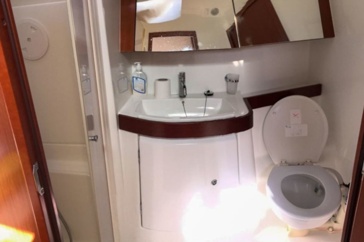 Head on Rhapsody, a Beneteau Oceanis 43 sailboat at Marmaris, Turkey