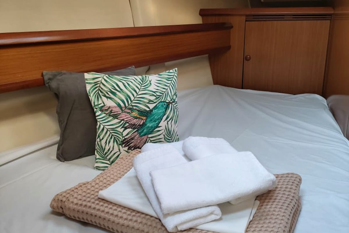 Cabin on Nala, a Jeanneau Sun Odyssey 45 sailboat at Preveza, Greece