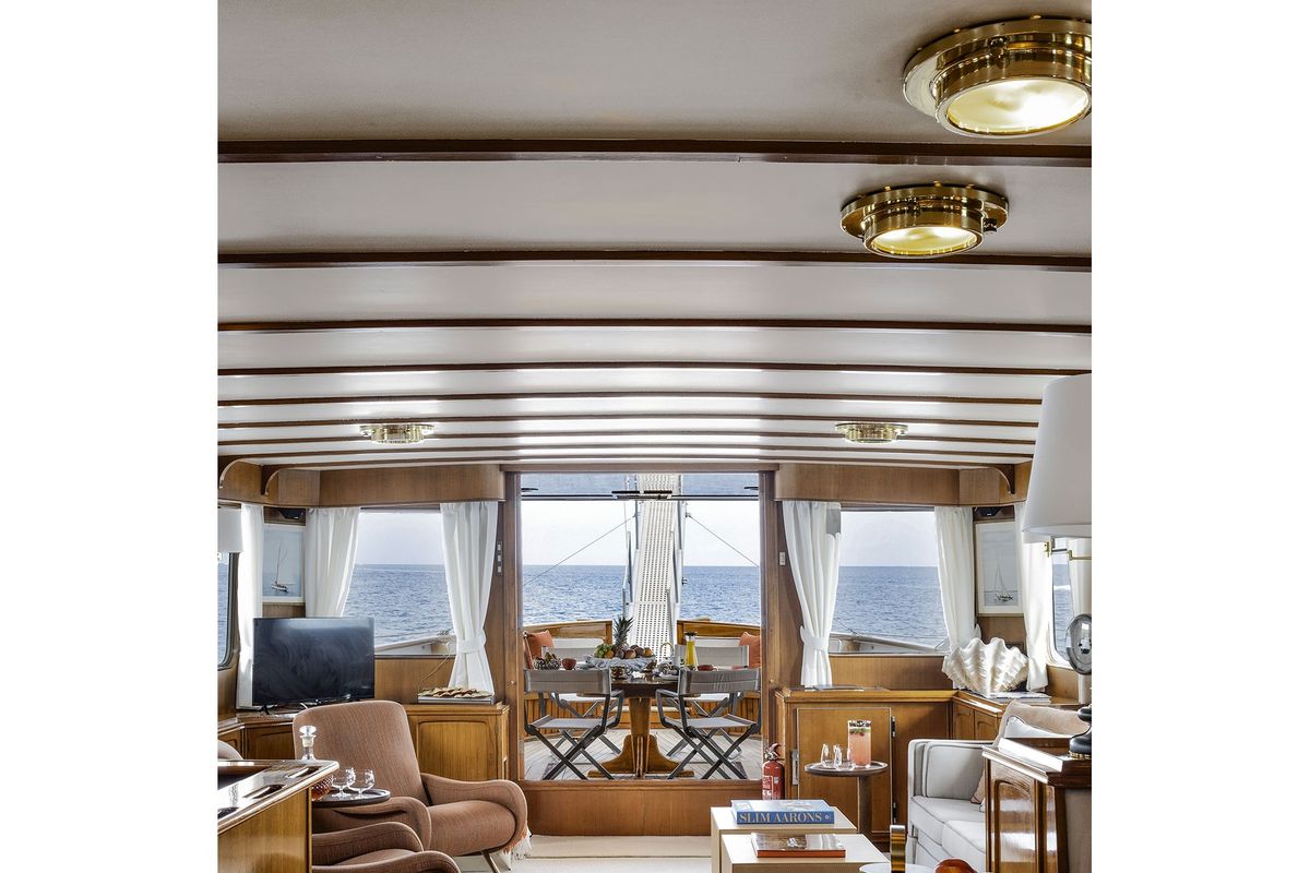 Salon of Five Angels - Motor yacht, a Gulet Motoryacht yacht at Castellammare di Stabia, Italy