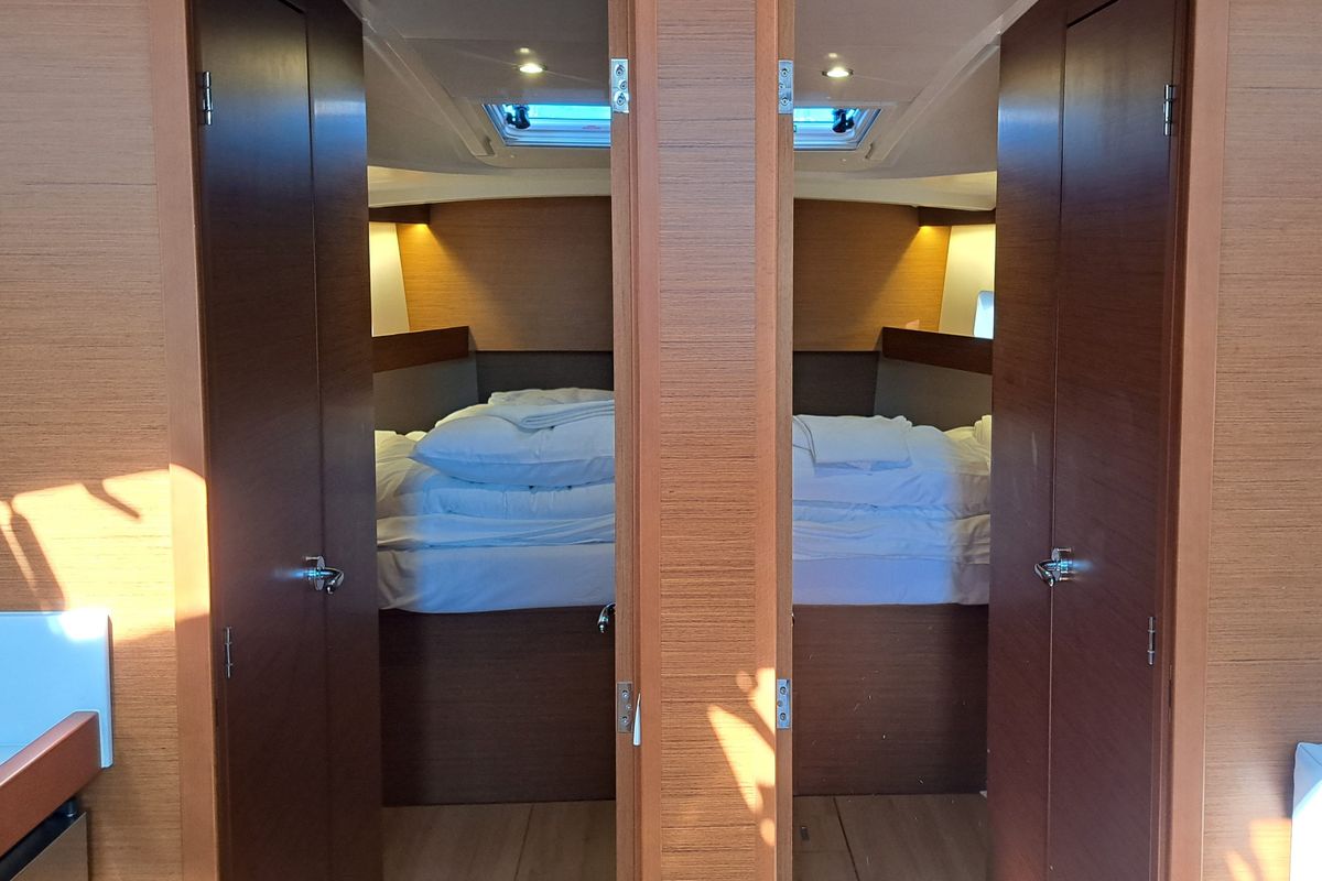 Cabin on Mirrmurr, a Jeanneau Sun Odyssey 490 sailboat at Grad Kaštela, Croatia